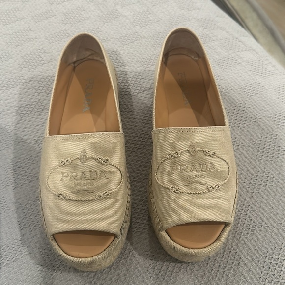PRADA espadrille logo flat shoe - Picture 3 of 7